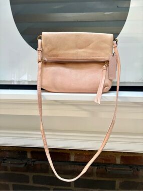 Women’s Blush Crossbody Bag - Stylish Everyday Carry NWT LEATHER